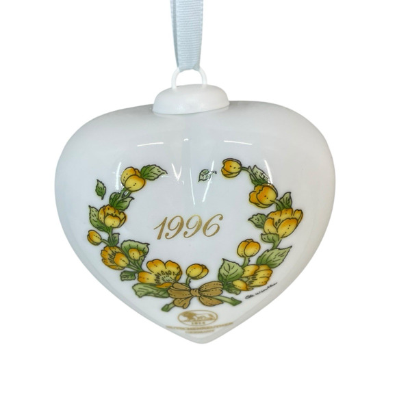 VTG Hutschenreuther Heart Christmas Ornament 1996 Two Turtle Doves Love Birds - Picture 2 of 7